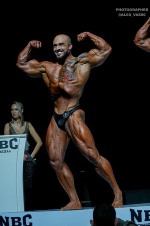 CLASSIC PHYSIQUE +178